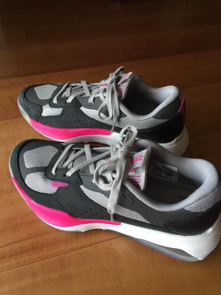 Zapatillas Jordan AIR 200E talla US9