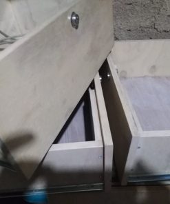 Mesón Vitrina con 3 Cajones