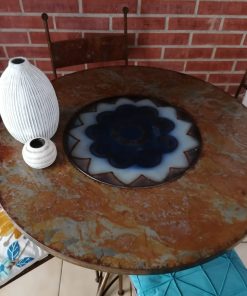 Comedor de Fierro con Vitral en el Centro + 4 Sillas