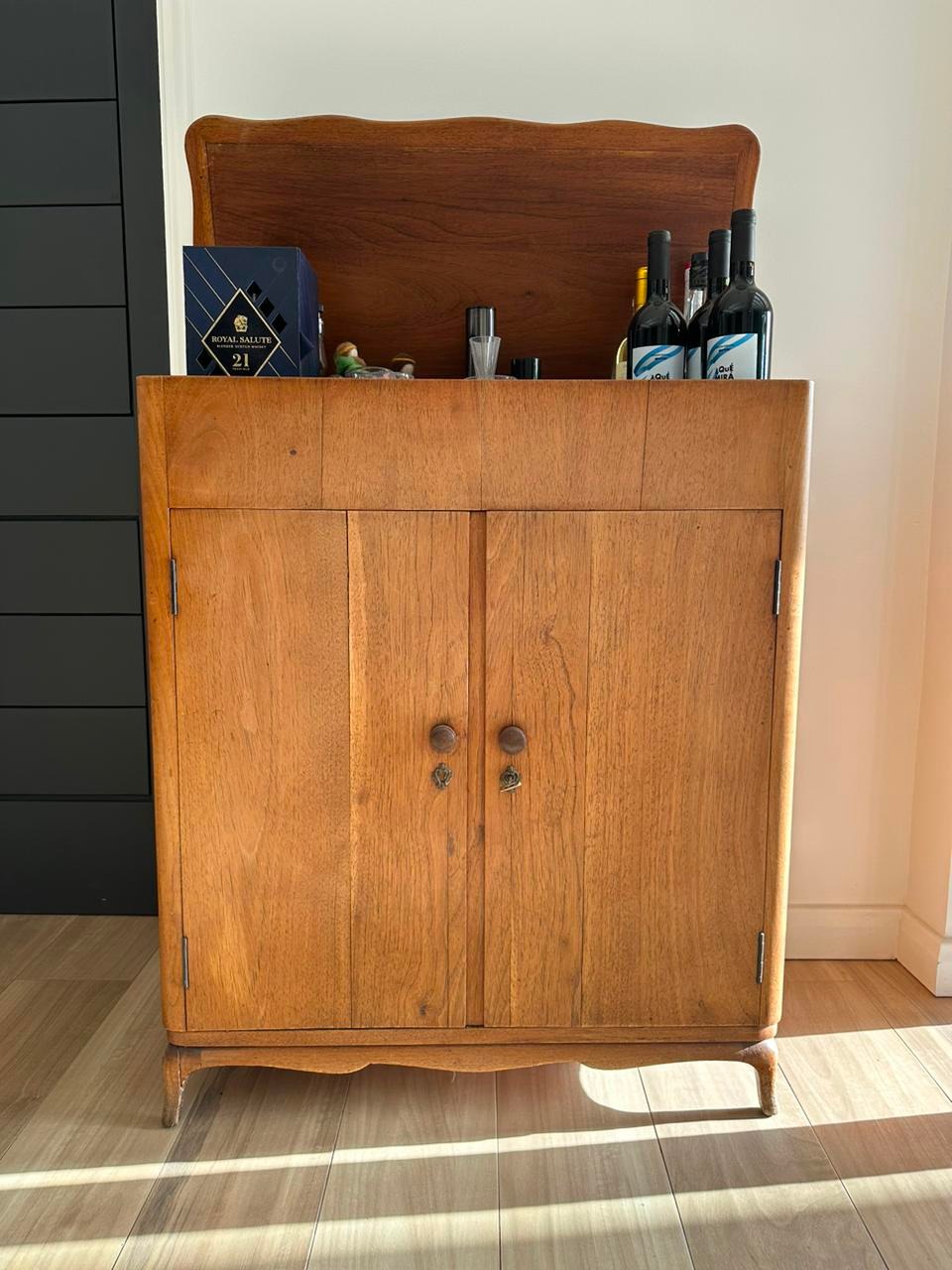 Mueble Antiguo de Cedro