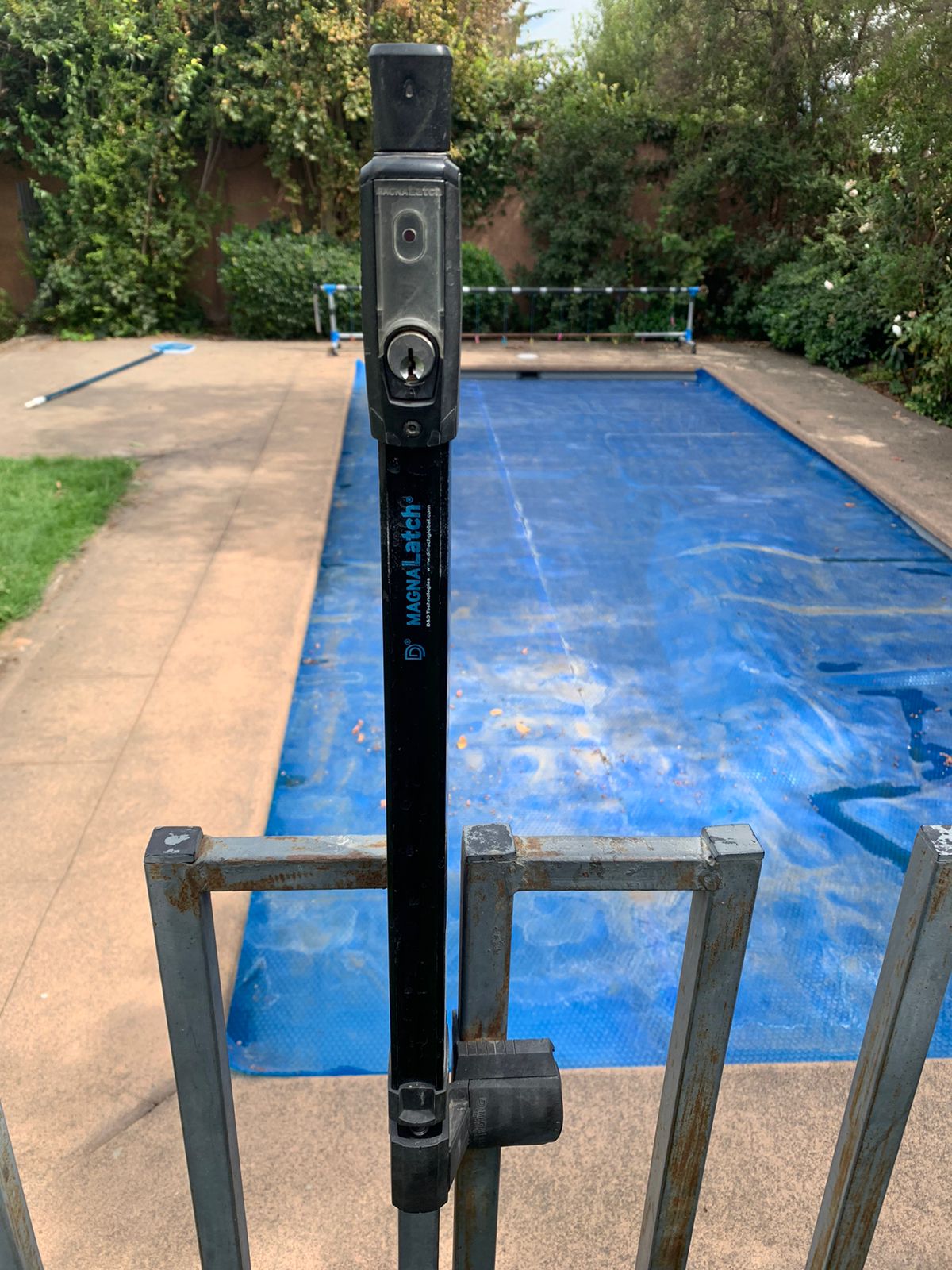 Cierre Magnético para Piscina