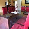 Juego Comedor Cubierta Vidrio Templado y Base Madera