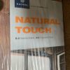 3 Cajas de piso flotante Natural Touch + rollo aislante