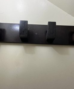 Perchero de madera cedro