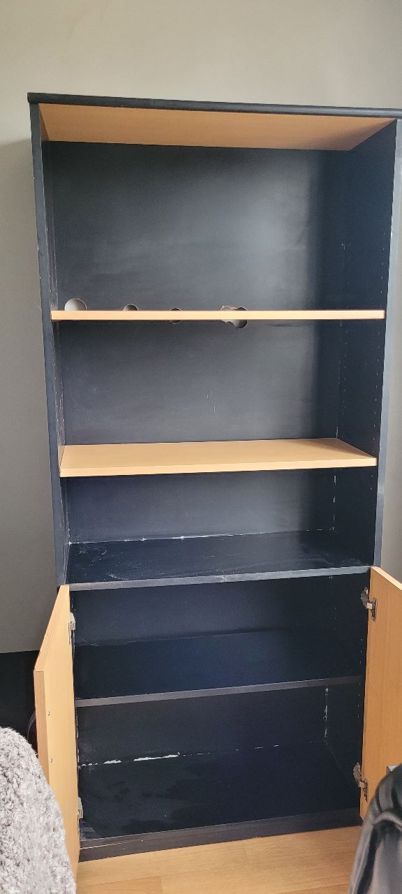 Repisa con puertas - Imagen 2