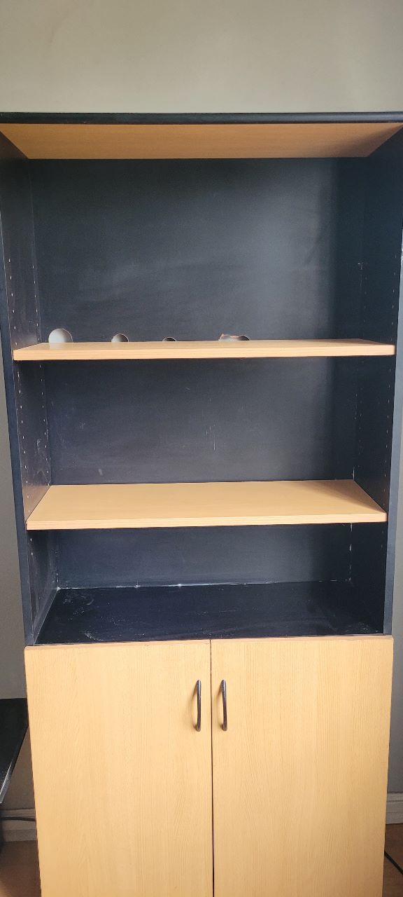 Repisa con puertas - Imagen 3