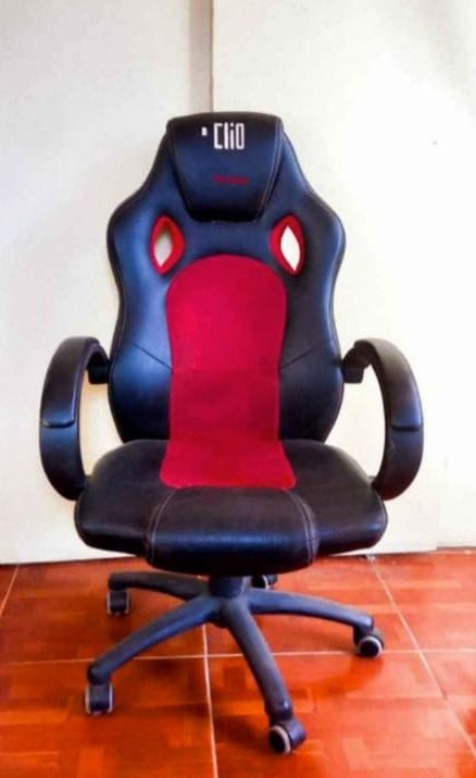 Silla gamer Clio Racing con ruedas