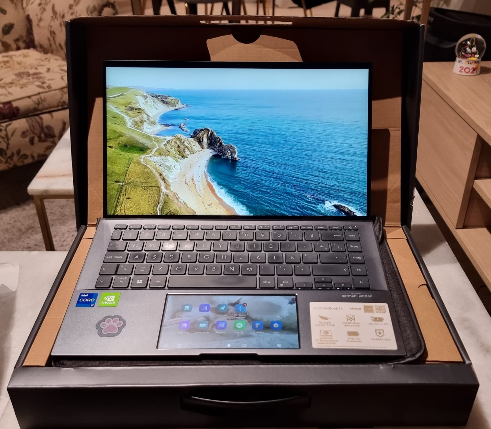 Asus Zenbook 14 UX435EG 16gb RAM - Imagen 5