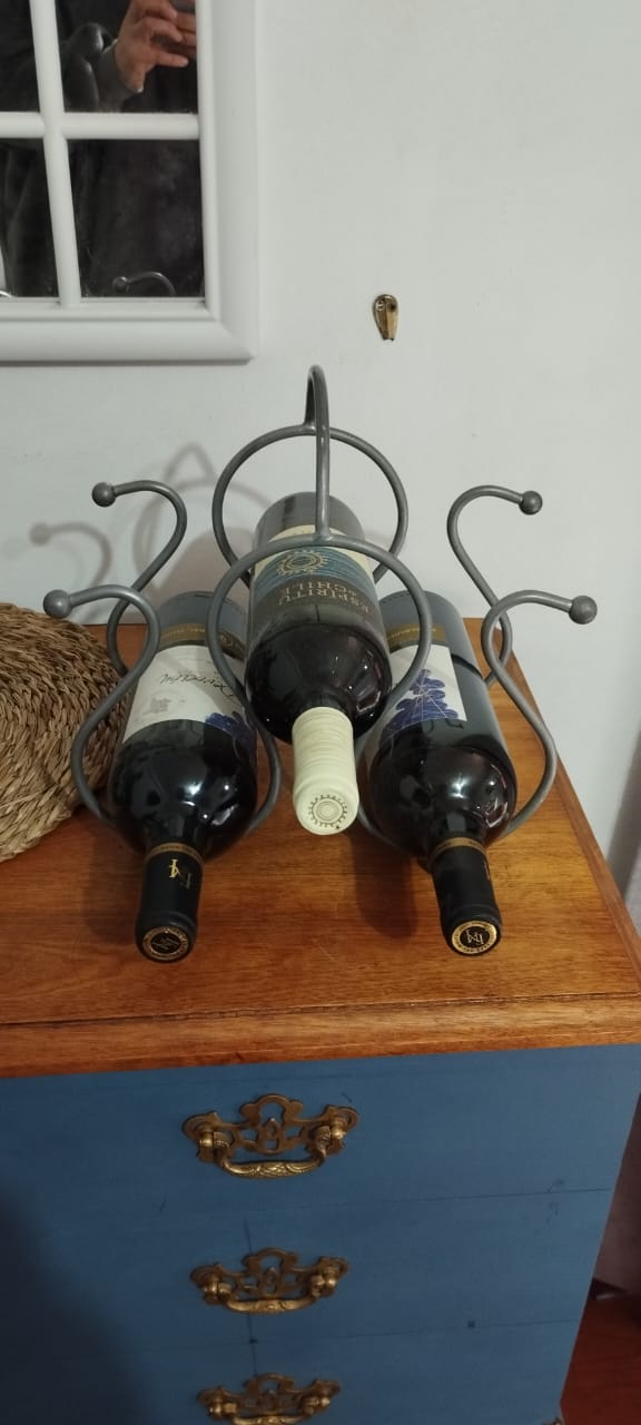 Porta botellas metal - Imagen 2