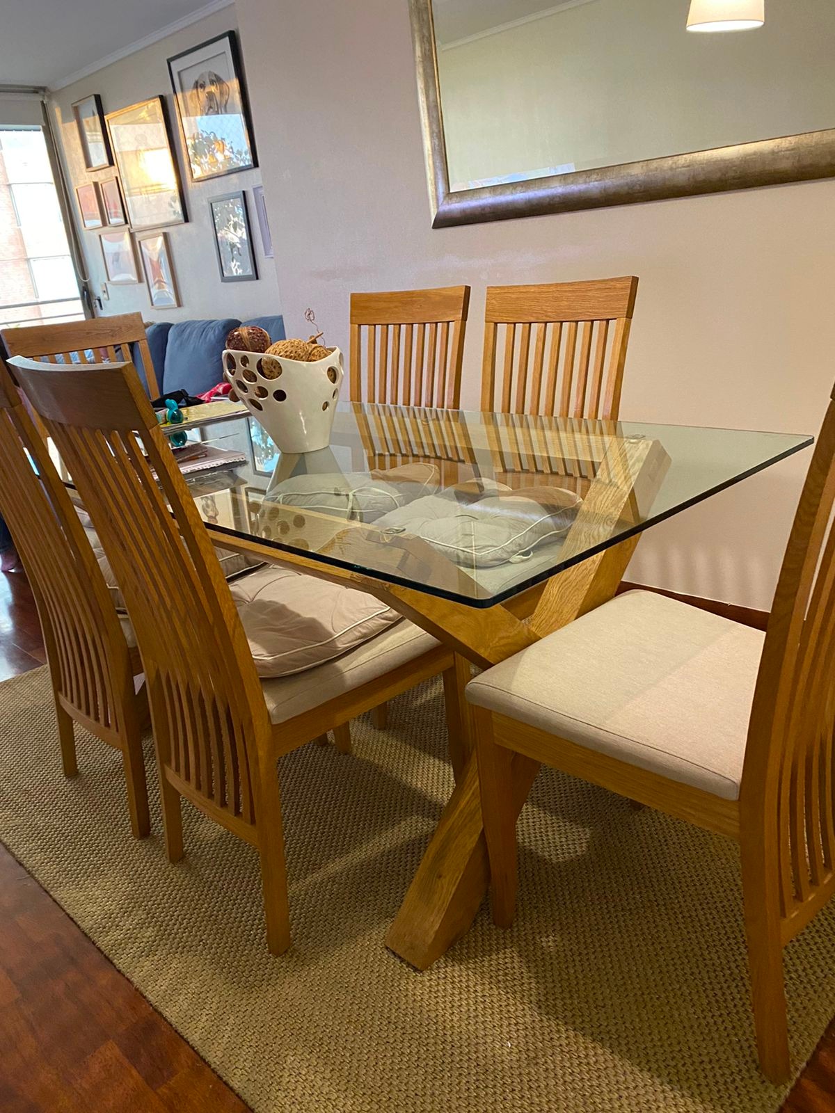 Juego de comedor con 6 sillas
