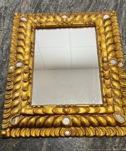 Espejo madera tallada con marco dorado