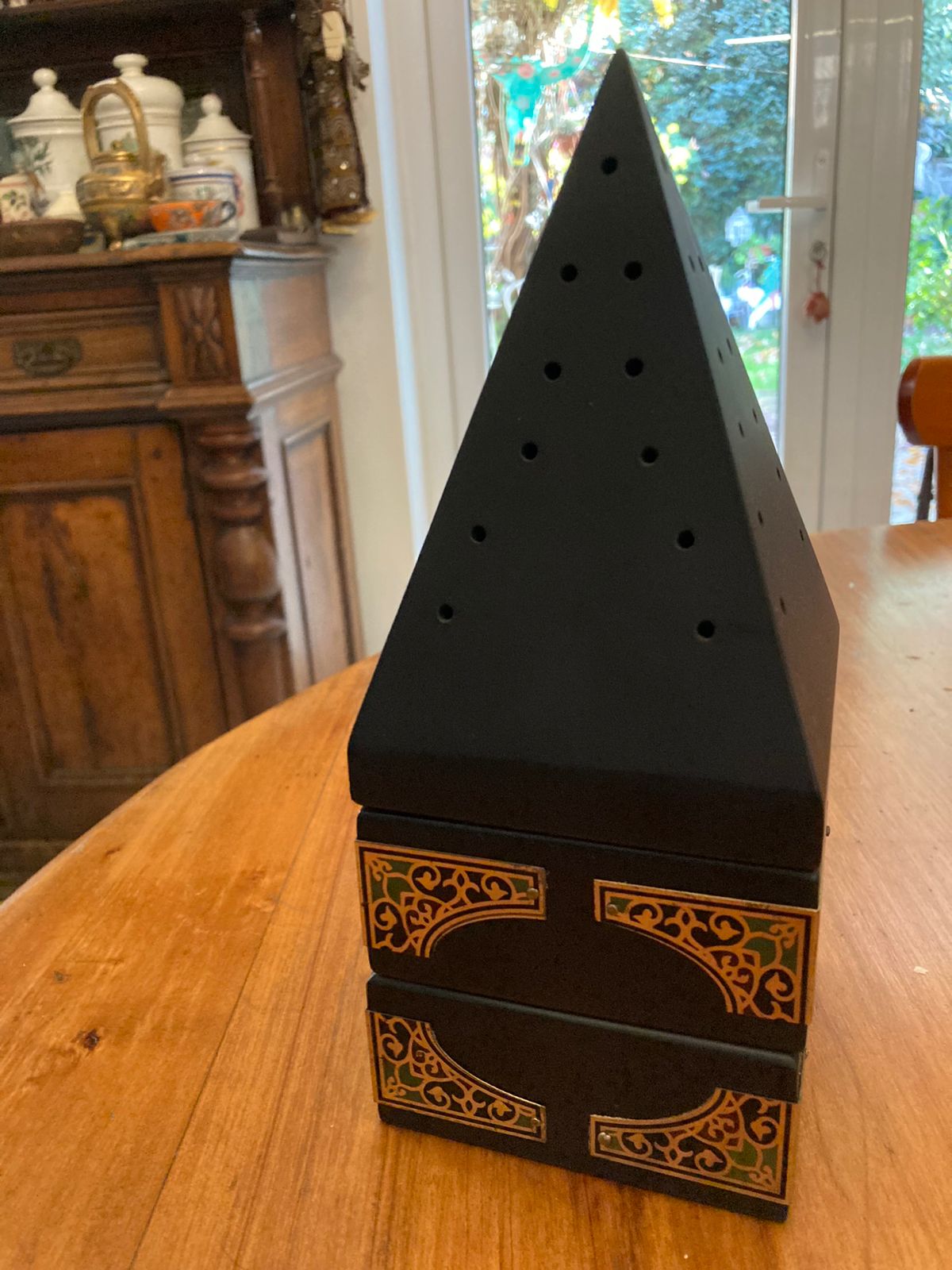 Porta incienso y aromatizador Qatarí