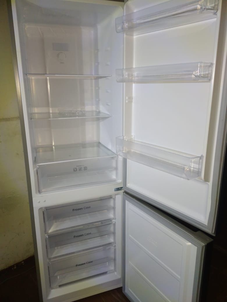 Refrigerador Winia RF-H300 - Imagen 2