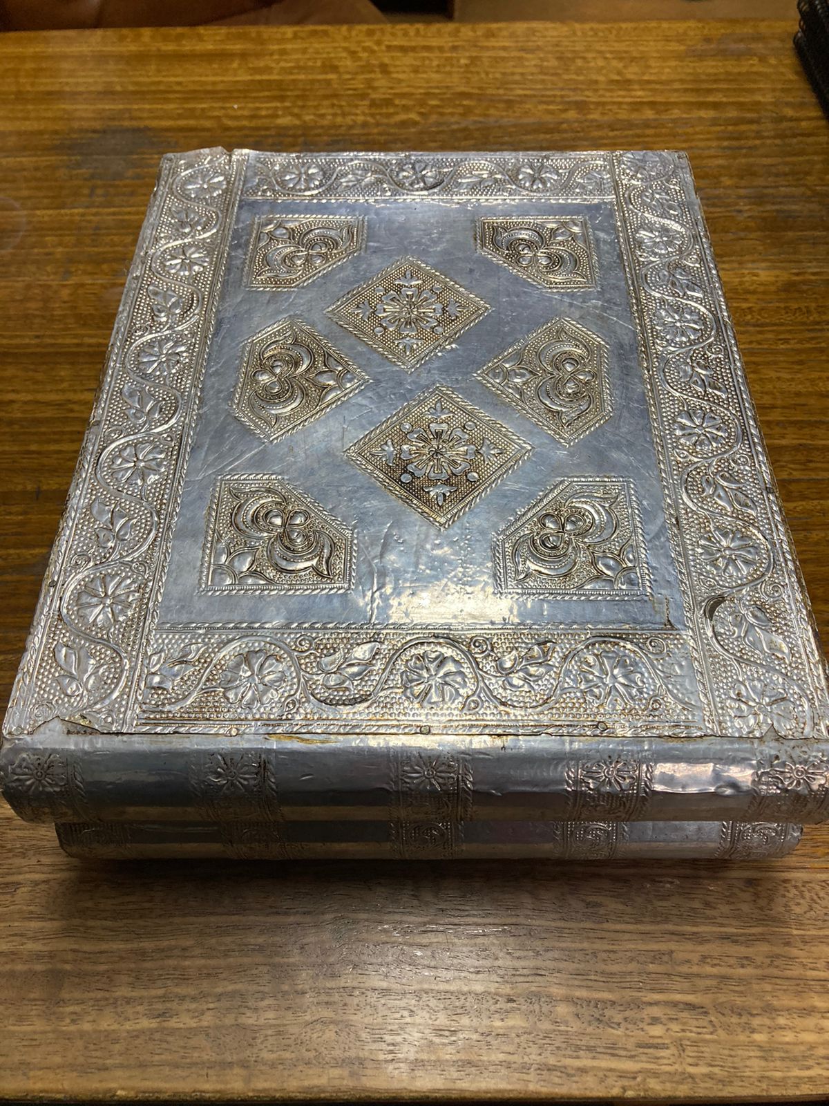 Joyero metal repujado - Imagen 2