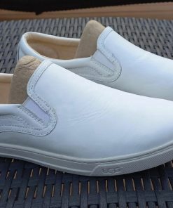 Zapatillas UGG cuero blanco