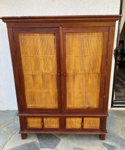 Mueble aparador de madera