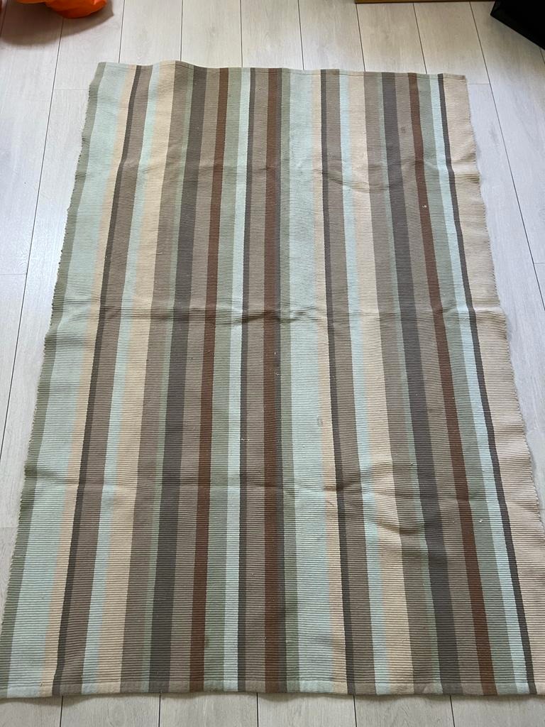 Alfombra Laura Ashley