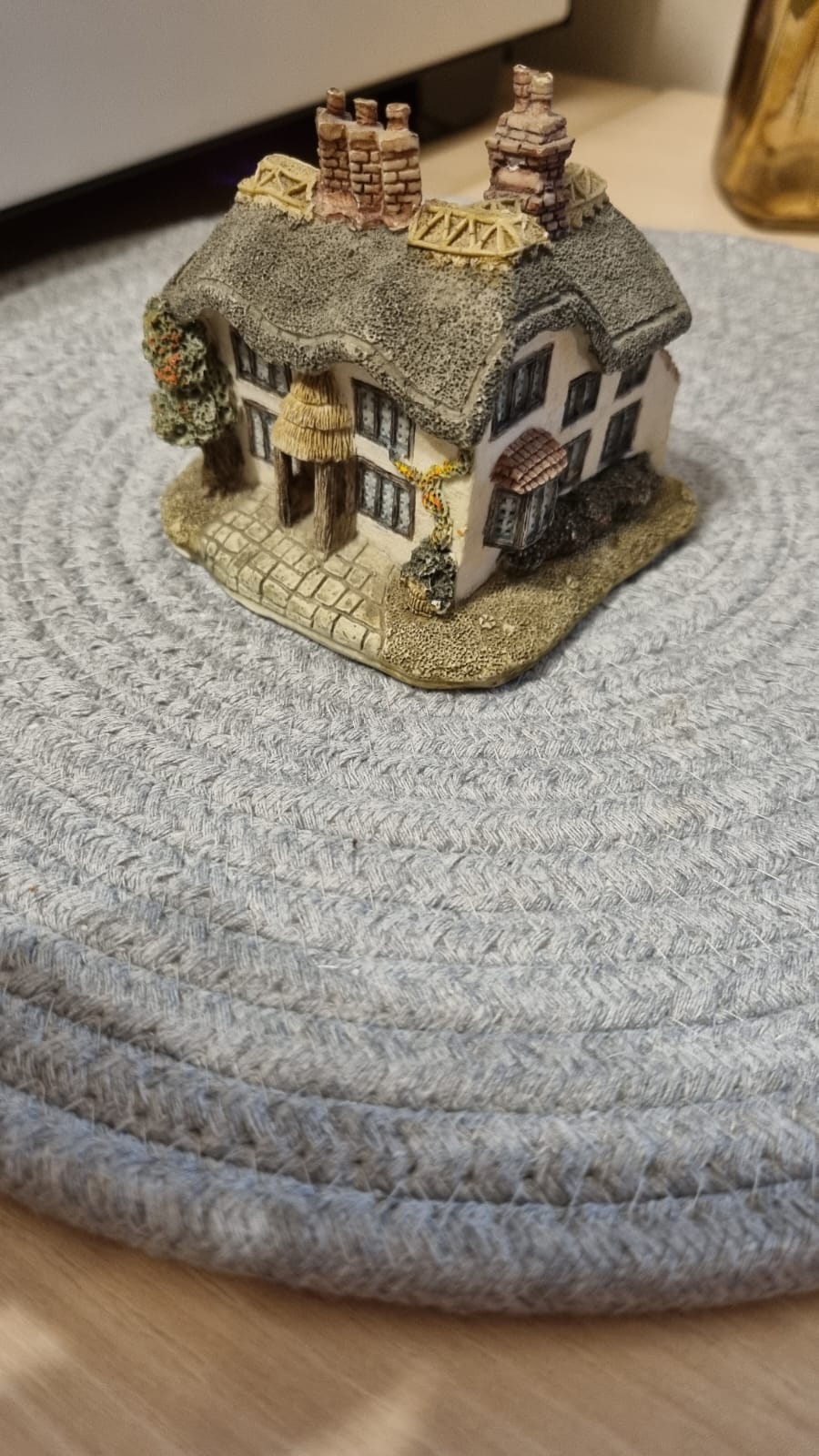 Colección de figuras de resina - Imagen 3