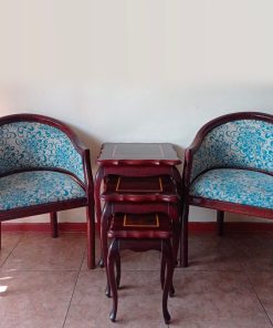 Sitiales y trio mesas