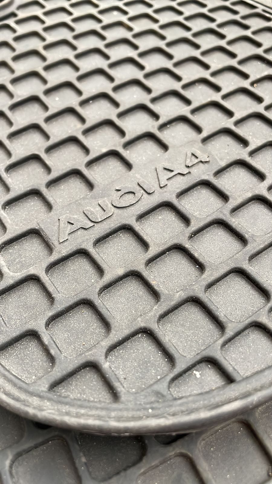 Pisos de goma para Audi A4 - Imagen 2