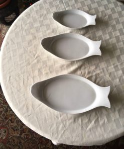 Fuentes forma pez blancas