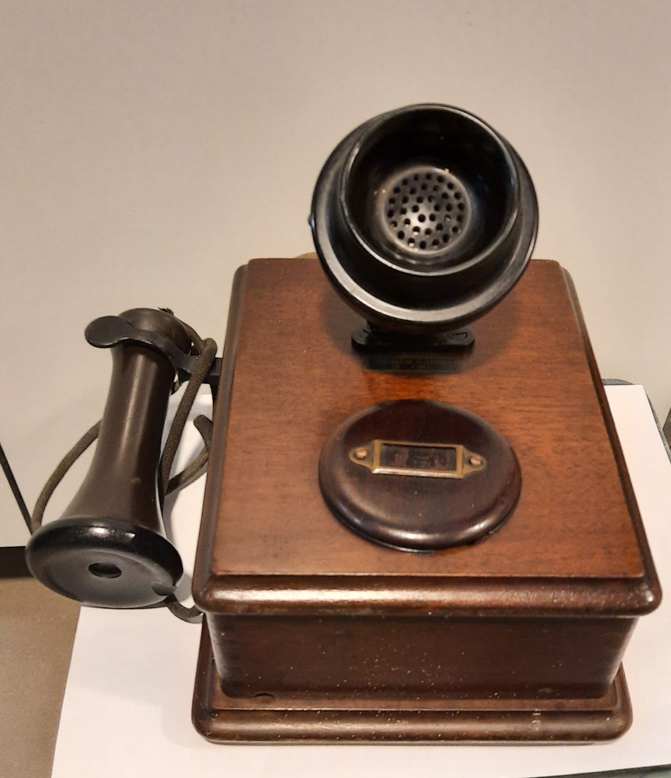 Teléfono antiguo - Imagen 3