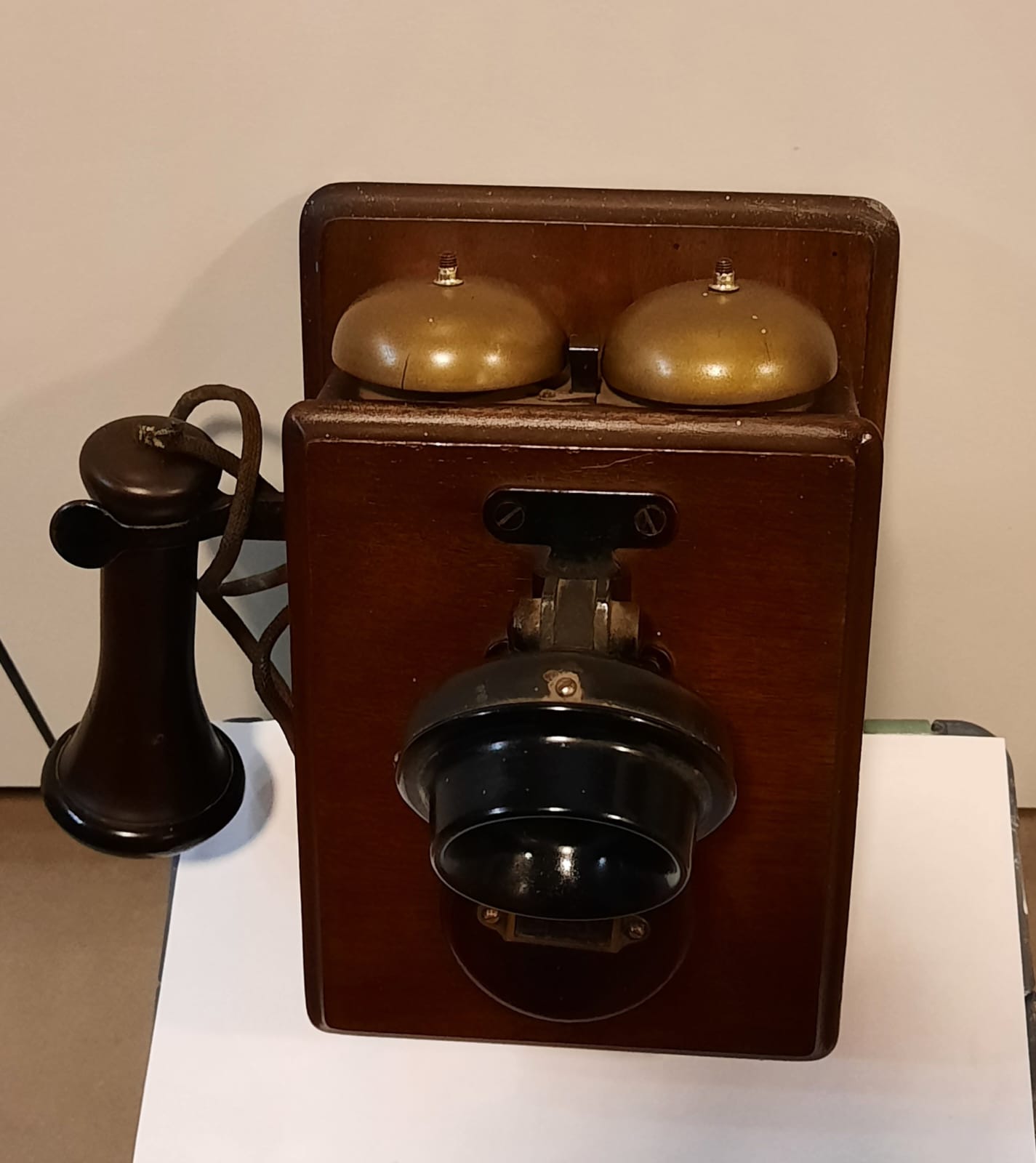 Teléfono antiguo - Imagen 6