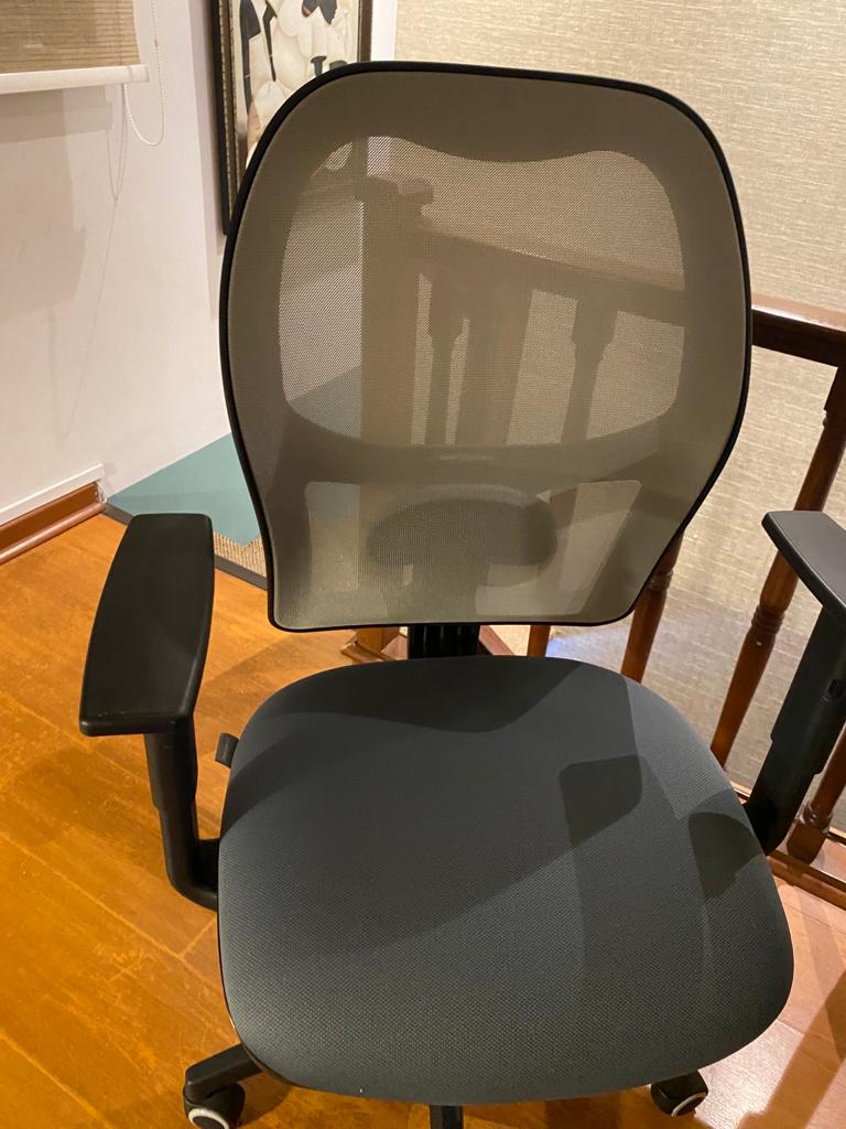 Silla ergonómica de escritorio - Imagen 3