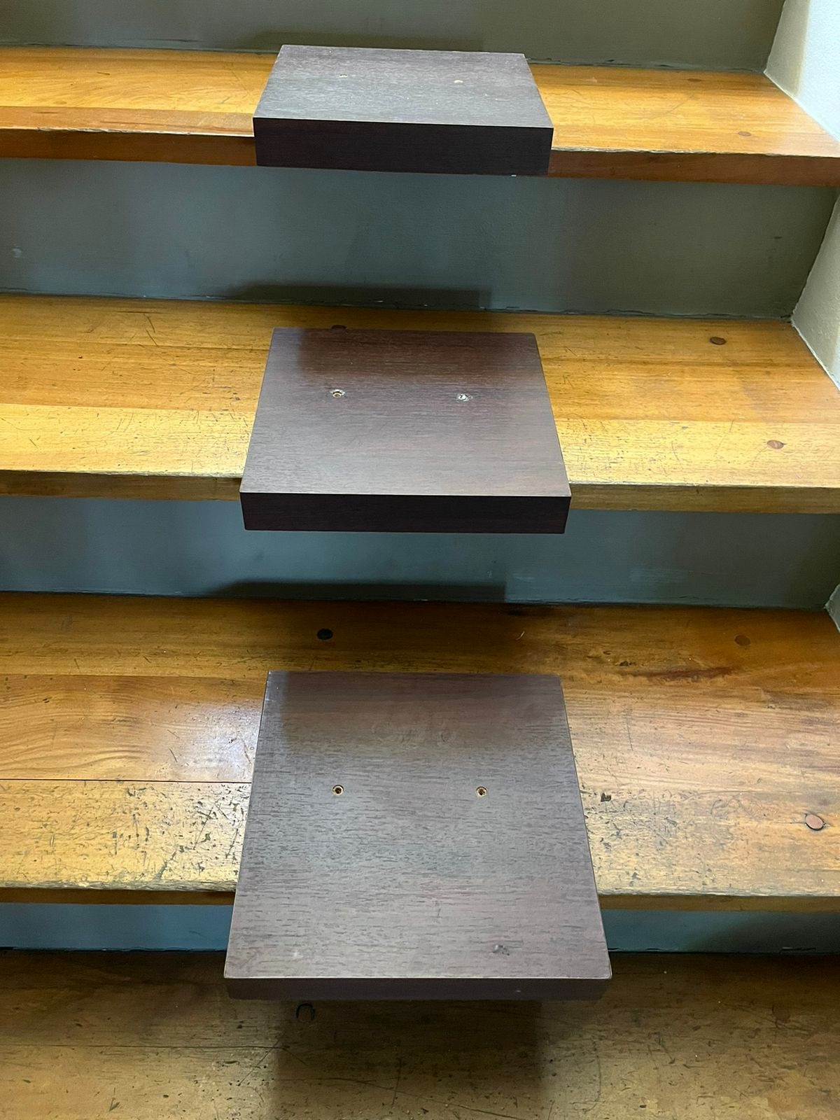 Repisas formica café
