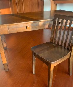 Mesa y silla Pottery Barn Kids