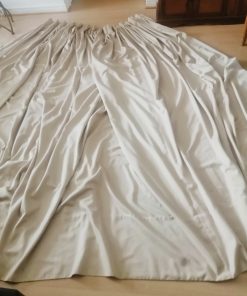 Cortina beige clarito con cenefa