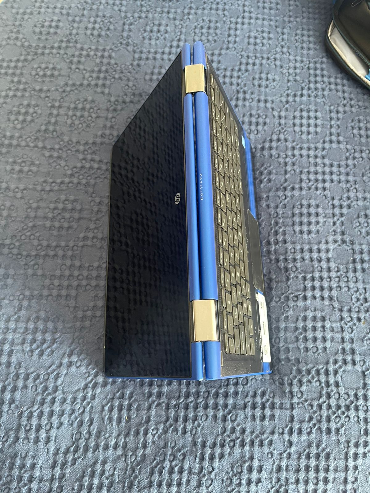 Notebook HP Pavilion 11,1" - Imagen 2