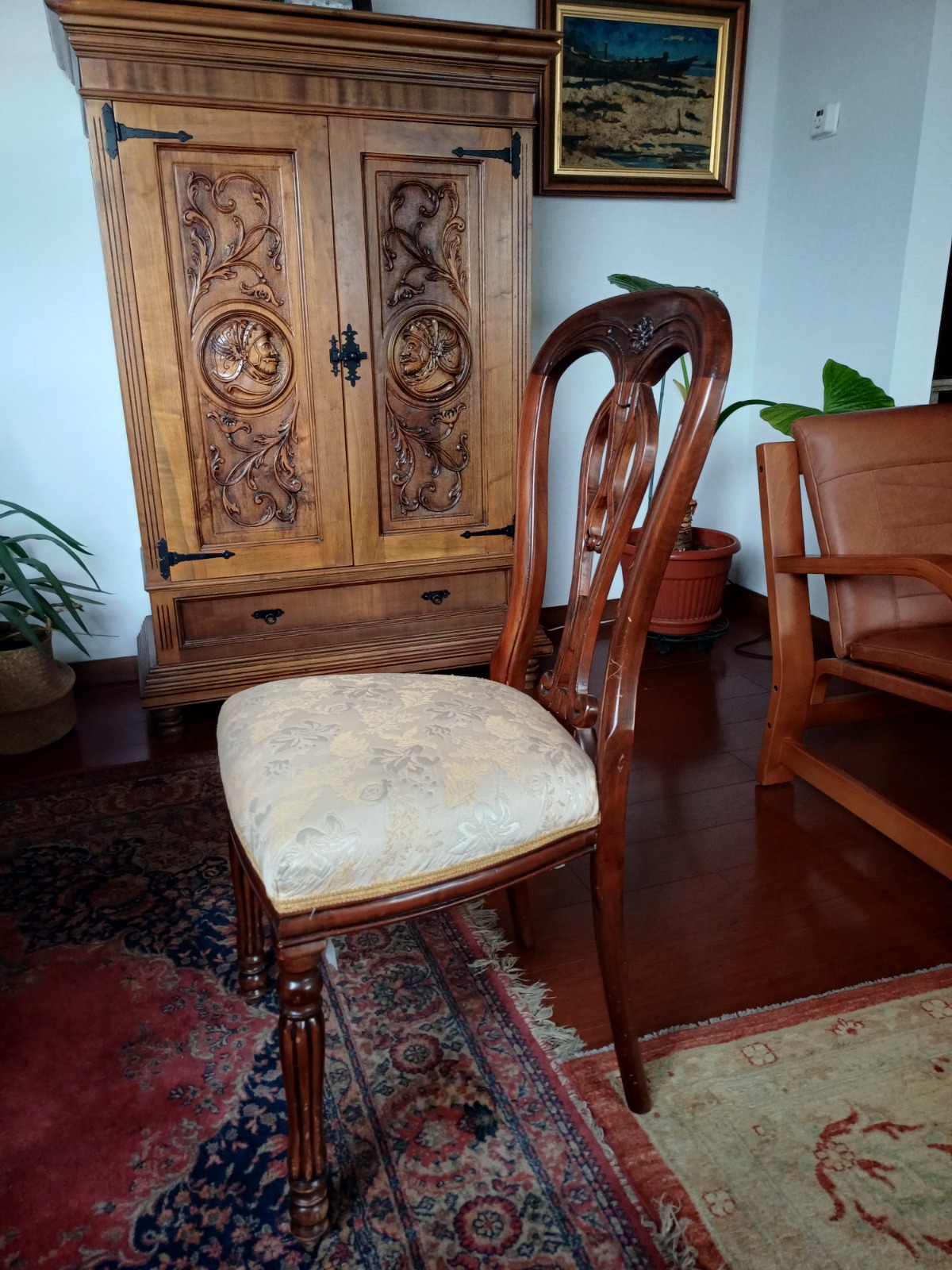 Fino juego de comedor con 6 sillas - Imagen 3