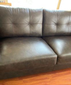 Sofá 2 cuerpos cuerina café