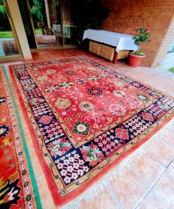 Alfombra de lana persa roja