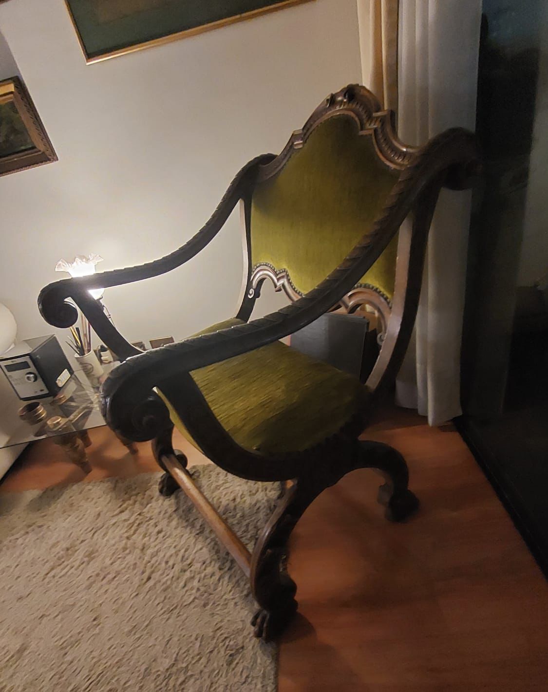 Sillón antiguo de madera - Imagen 3
