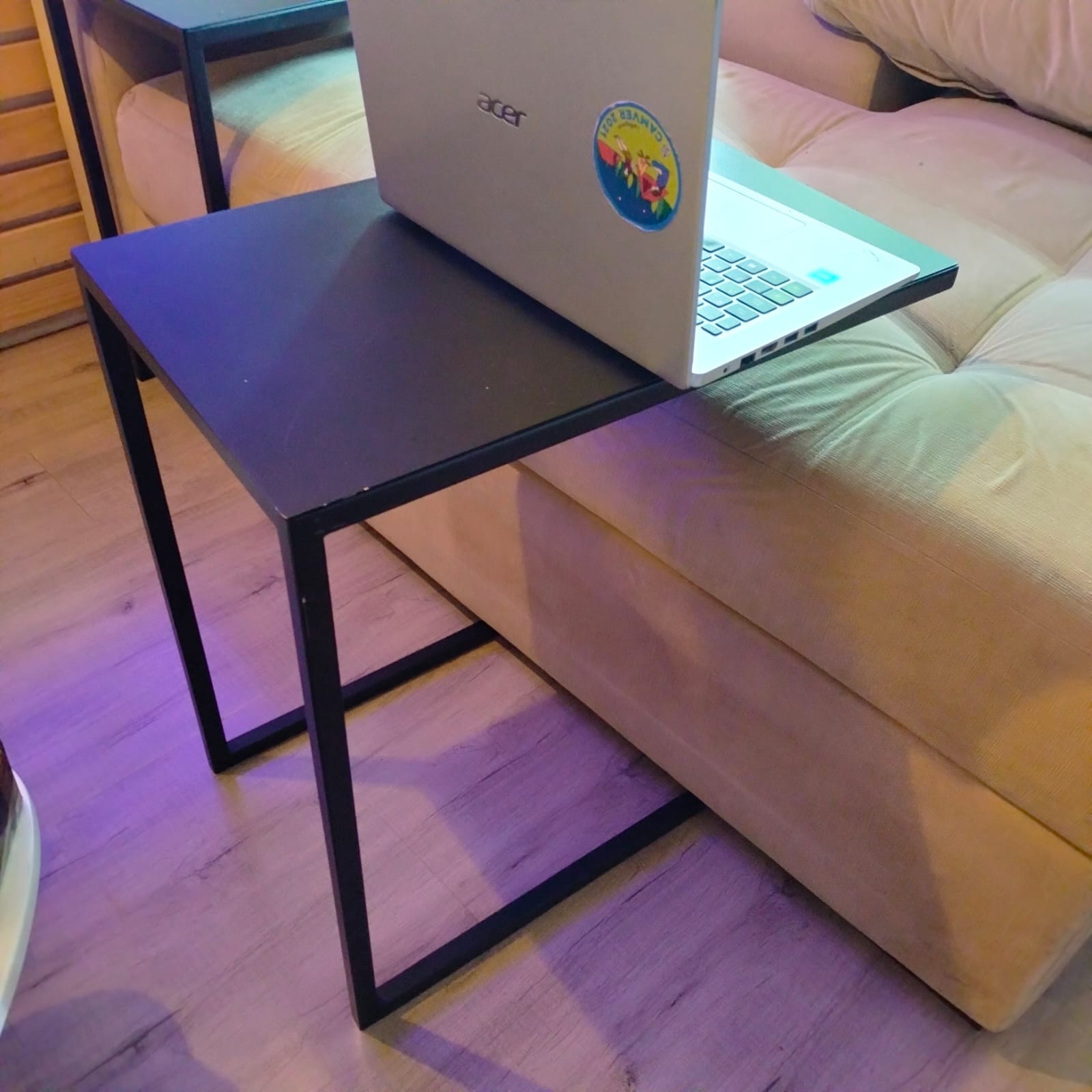 Mesa lateral metálica multifuncional - Imagen 3