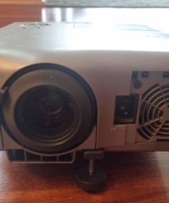 Proyector LCD NEC VT650