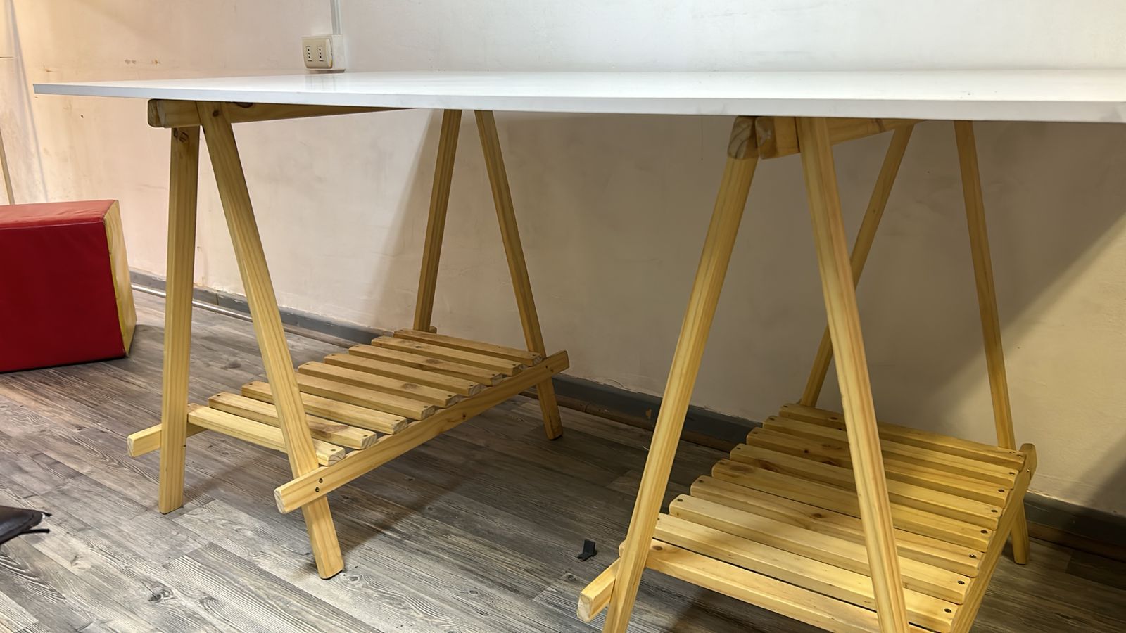 Mesa de trabajo desmontable - Imagen 3