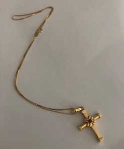 Collar cruz de oro 18K