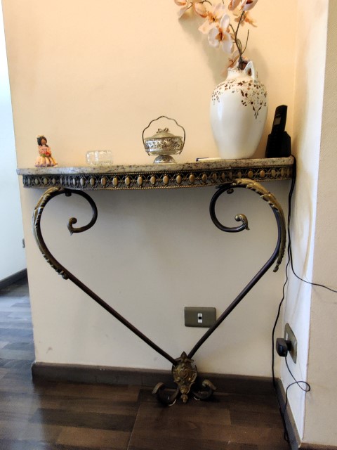 Arrimo bronce y mármol - Imagen 2