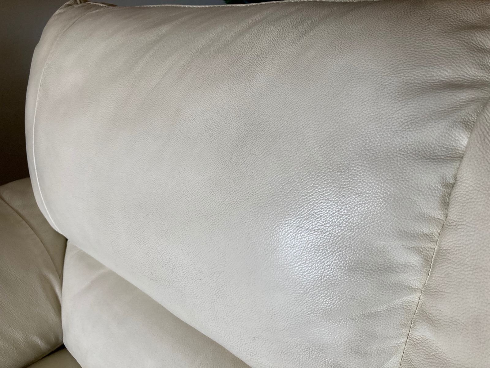Sofá Natuzzi 2 cuerpos cuero blanco - Imagen 5