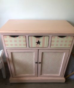 Cómoda rosada Bazar de la fortuna