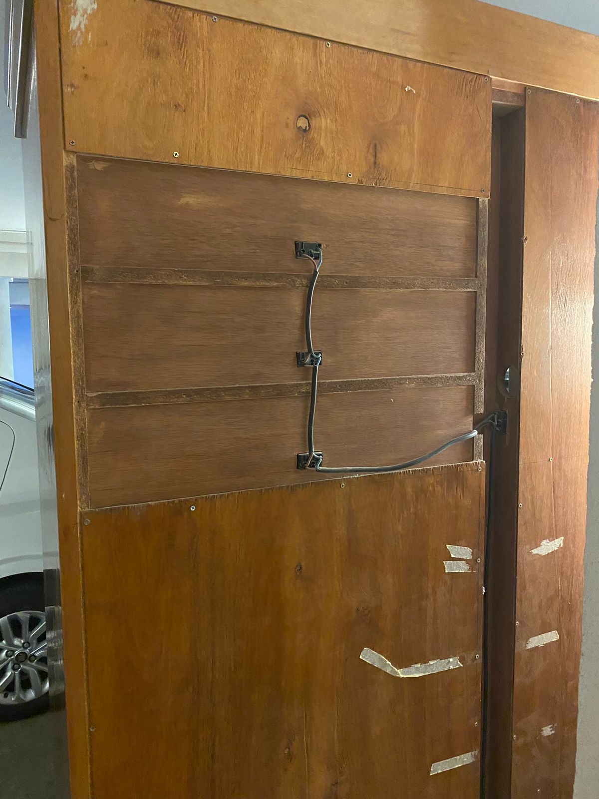 Mueble librero Rosen enchapado cerezo y nogal - Imagen 4