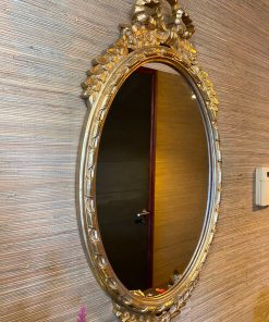 Espejo antiguo de madera