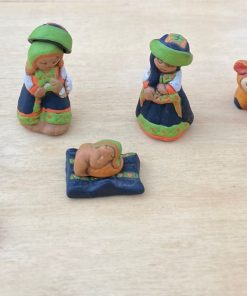Pesebre miniatura de cerámica peruano