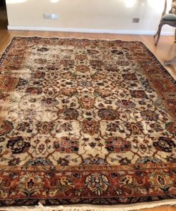 Alfombra antigua de lana