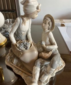 Figura porcelana enamorados Lladró