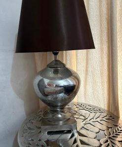 Lámpara grande de peltre, vidrio envejecido y pantalla satin