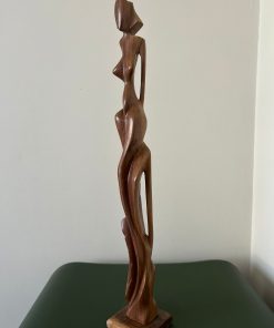 Figura madera mujer